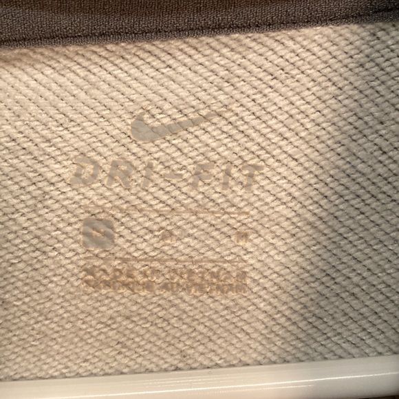 Nike womens hoodie - Picture 3 of 3